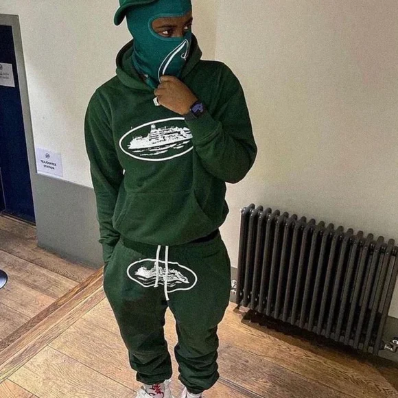 トップス Corteiz Velour Tracksuit - Green Corteiz Allstarz Vvs Velour Jacket | TikTok